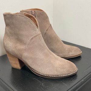 Jeffrey Campbell Suede Ankle Boots Booties Light Tan 8